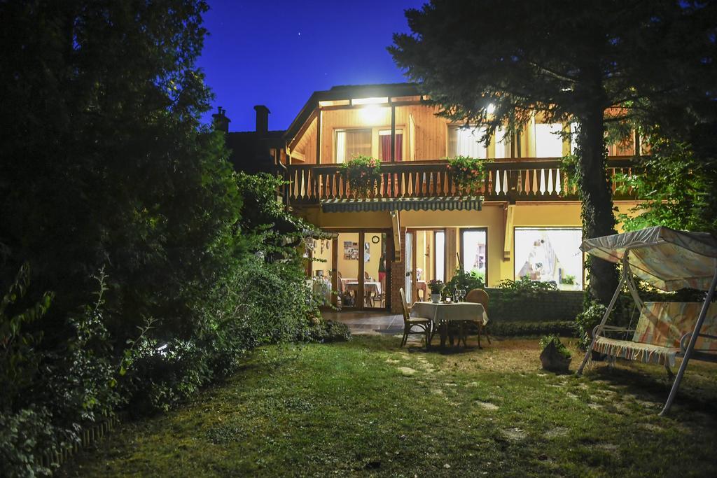 Siesta Vendégház Eger Exterior foto
